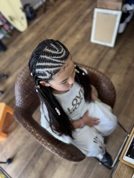 リリーアール(lily-r) ハーフ(フロント)コーンロウ