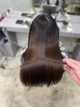 キュア 表参道(CURE) どんな癖毛でも髪質改善できる