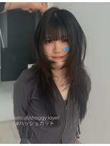 ノラ シンディ(NORA CYNDY) ハッシュカットブリーチデザインカラーレイヤーダブルカラー
