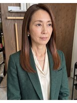 零秒女髪 千里丘店&nbsp;上品でまとまりのある艶髪セミロングスタイル髪質改善艶感