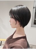ショートボブ