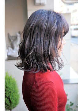 ルーナヘアー(LUNA hair) 『山科 ルーナヘアー』シルバーボブ 【草木真一郎】