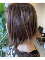 オクトーバー シュクガワラ(OCTOBER SHUKUGAWARA)&nbsp;切りっぱなしボブ