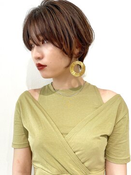 キートス(Kiitos) 【大人可愛い】小顔ひし形ショートボブ