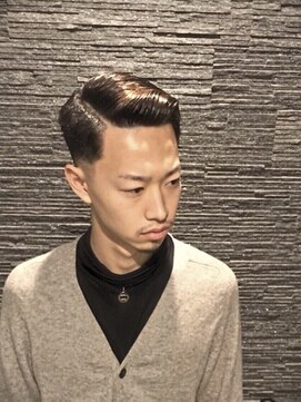 7 3スキンフェードスタイル 理容室 銀座 L プレミアムバーバー 銀座店 Premium Barber Produce By Hiro Ginza のヘアカタログ ホットペッパービューティー