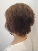 くせ毛風ショートパーマ(くせ毛をいかしてアレンジ)