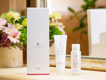 みなもとの写真/艶やかな美髪に導くトリートメントで、髪の内部から補修し、潤いたっぷりの美艶ヘアに☆