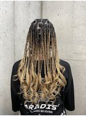 BOX LONG BRAIDS