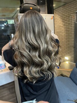 ラフ(LAFF) #黒髪#ボブルフ#ネビージュ#小顔#ワンレン