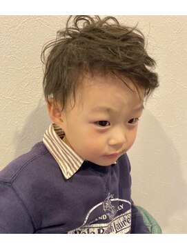 ロディーナ 大口 新子安(rodina) おしゃれキッズ　カット＋パーマ