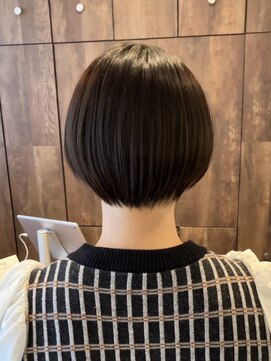 トルヴェ(Toruve) 丸みショート