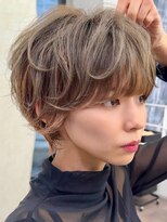 ビュー トウキョウ(VIEW TOKYO) 10代20代30代小顔顔まわり似合わせ耳かけショートパーマ