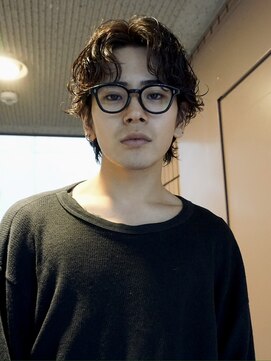 マイロ(mailo) シャドウパーマセンターパートウルフ