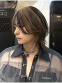ベージュとブラックのセクションカラー/ウルフレイヤー/個性派