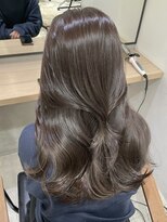 エヌアイ オモテサンドウ(ni omotesando)&nbsp;☆透明感たっぷりショコラブラウンカラー☆