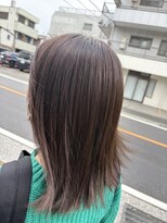 フェイスティ(feisty) オリーブベージュ