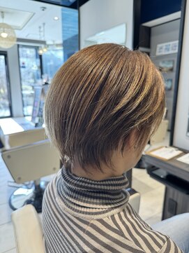 アース オーセンティック 新浦安店(EARTH Authentic) ショートボブ