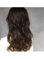 ヘアサロン ビータ(Hair salon BITA)&nbsp;大人可愛いデザインカラースモークグレージュ