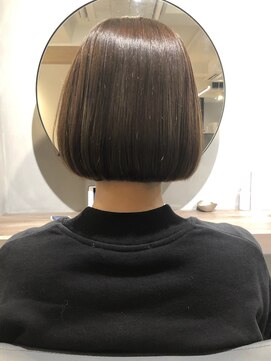 シーン バイ ラッド(SCENE by RAD) SCENE by RAD あごラインボブ　担当 富田