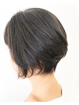前下がりショートボブ