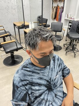 ヘアスタジオワン 藤沢店(HAIR STUDIO ONE) ホワイトメッシュツイストフェード