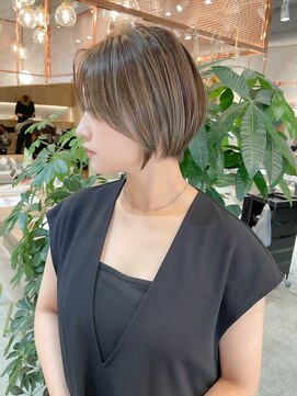 ロンド エスポワール 錦糸町(Lond espoir) 斜めバングショート顔周りシルキーベージュ【錦糸町/ショート】