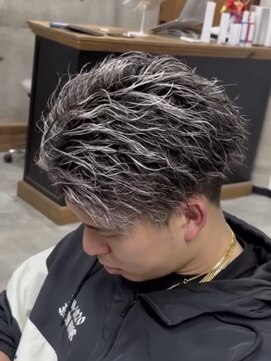 イーラ(era) 縦落ちツイストスパイラルホワイトメッシュ