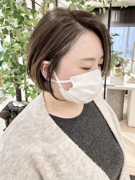 ヨール(YOL) 大人可愛いショート/小顔/ハイライト/白髪ぼかし/30代/40代