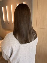 シダ(sida SAIIN)&nbsp;20代30代ナチュラルハイライトグレージュ