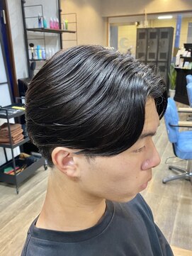 ユナイテッドヘアー(UNITED HAIR) 癖毛の方必見!!自然な毛流れが出る縮毛矯正☆