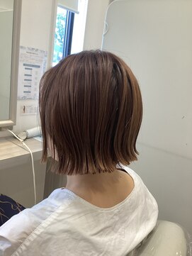 ルナディア(Lunadia) ぱつっとミニボブ