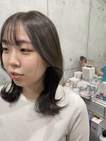 ネウィ 池袋(newi) 顔周りレイヤー、オリーブグレージュカラー