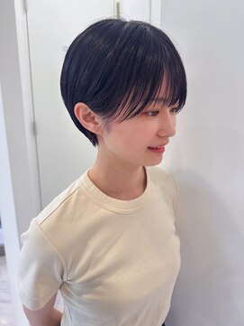 モナバイルーブル(MONA by Louvre) 【MONA】耳かけショート/似合わせカット