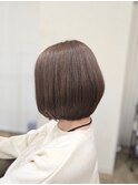 ショートボブ