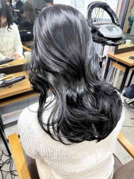 エイム(AiM) レイヤーカット×ブルーブラック