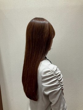 艶髪美シルエットストレートロング×透明感チョコレートベージュ