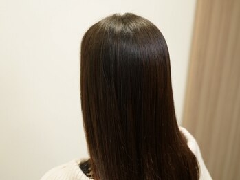 ヘッドスパ  MEGUMUの写真/大人世代の髪悩みに応える厳選トリートメント。根元からふんわりと、本来の輝きを宿す髪質改善を叶えます。