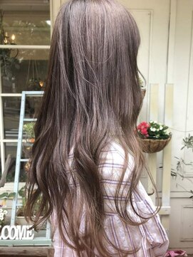 リジェール 金山店 シアーベージュ