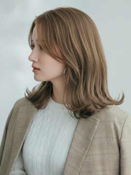 シータ 成増(THETA) 地毛風カラー20代30代40代◎前髪なし小顔外ハネミディアム成増