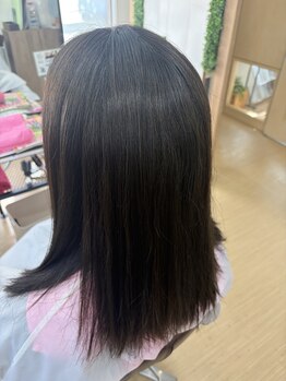 髪染めラボ(髪染めLab.)の写真/髪質改善トリートメントで、くせ　ひろがりを抑えられます