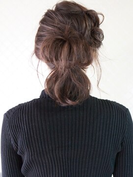 パティオンツー(PATIONN2) おしゃれ伊達メガネ休日簡単シンプルラフルーズヘアアレンジ