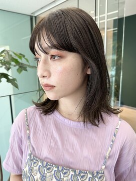 ビュートリアム265(BEAUTRIUM 265) ミディアム/くびれヘア/レイヤーカット/顔周りカット/銀座
