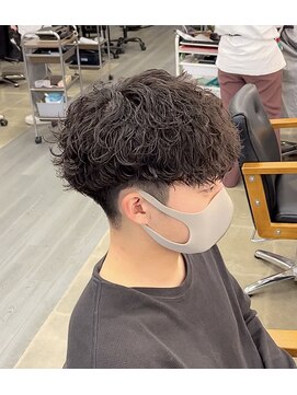 ブライト(Bright) 刈り上げマッシュ＋波巻きスパイラル