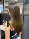 フェミニンロングマロンベージュ似合わせカット_ba526542