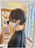 大人可愛いくびれショートハンサムショート透明感カラーアッシュ