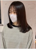 顔まわりレイヤー小顔ミディアムレイヤーカット暗髪グレージュ