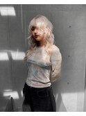 white/ホワイトブロンド 金髪 抜きっぱなし