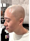 スキンヘッド　剃髪