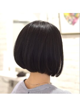 イマテソラ(imatesora) 前下がりボブ