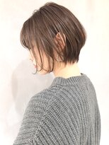 アルバム 渋谷パルコ(ALBUM)&nbsp;前下がり丸みショート_外ハネボブアッシュブラウン_ba268753